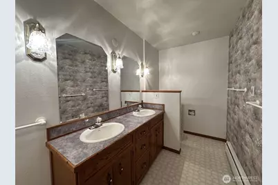 875 Eatonville Hwy W, Eatonville, WA 98328 - Photo 19