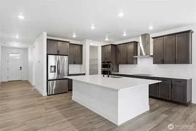 20401 Mystic Place E, Bonney Lake, WA 98391 - Photo 3