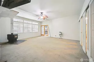 181 E Elaine Pl, Belfair, WA 98528 - Photo 9