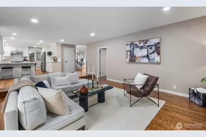 904 187th Place SW, Lynnwood, WA 98036 - Photo 17