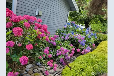 10475 Manitou Beach Drive NE, Bainbridge Island, WA 98110 - Photo 35