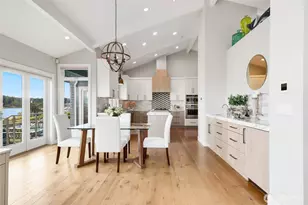 10475 Manitou Beach Dr NE, Bainbridge Island, WA 98110 - Photo 9