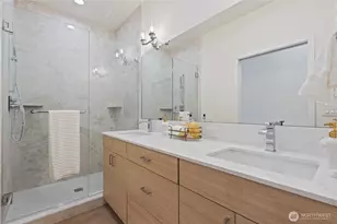 11229 Greenwood Ave N, Seattle, WA 98133 - Photo 25