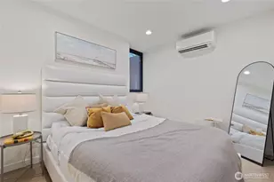 11229 Greenwood Ave N, Seattle, WA 98133 - Photo 13