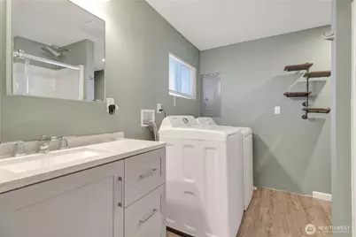 908 S 18th Street, Mount Vernon, WA 98274 - Photo 17