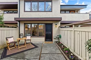 2009 42nd Ave E, Seattle, WA 98112 - Photo 5