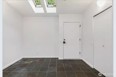 2048 13th Avenue W #8, Seattle, WA 98119 - Photo 7