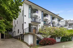 2048 13th Ave W, Seattle, WA 98119 - Photo 3