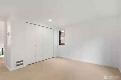2048 13th Avenue W #8, Seattle, WA 98119 - Photo 27