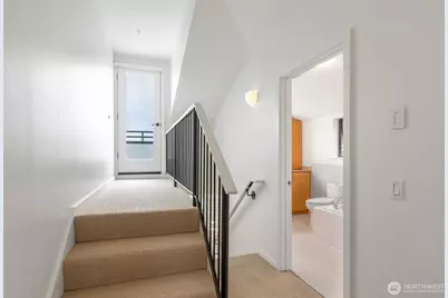 2048 13th Avenue W #8, Seattle, WA 98119 - Photo 21