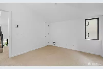 2048 13th Avenue W #8, Seattle, WA 98119 - Photo 31