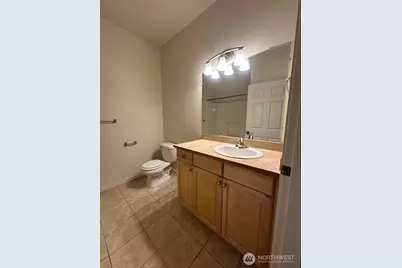 510 W Casino Road #2, Everett, WA 98204 - Photo 9