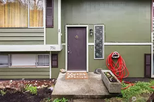 751 Peters St, Raymond, WA 98577 - Photo 3