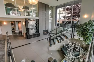 699 John St, Seattle, WA 98109 - Photo 31