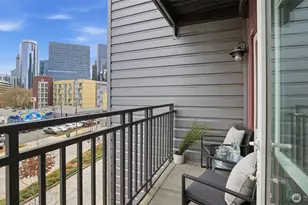 699 John St, Seattle, WA 98109 - Photo 27