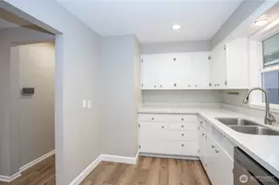 4403 Soundview Dr W, University Place, WA 98466 - Photo 11