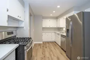 4403 Soundview Dr W, University Place, WA 98466 - Photo 15