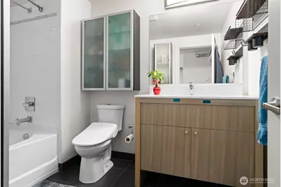 530 Broadway E #208, Seattle, WA 98102 - Photo 9