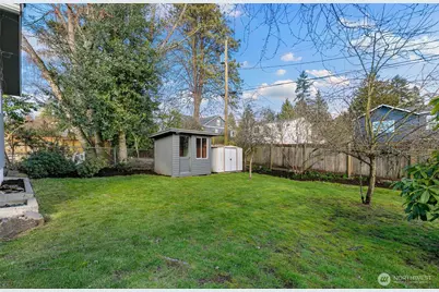 6226 44th Avenue NE, Seattle, WA 98115 - Photo 27