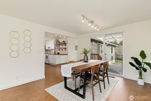 6226 44th Ave NE, Seattle, WA 98115 - Photo 9