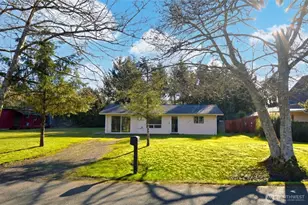 895 Wawona Ave SW, Ocean Shores, WA 98569 - Photo 9