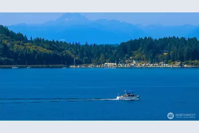 9549 Olympus Beach Road NE, Bainbridge Island, WA 98110 - Photo 5