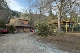 389 Rainbow Dr, Sedro Woolley, WA 98284 - Photo 15