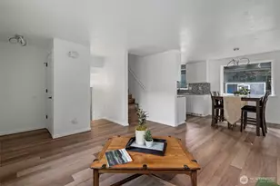 744 Spitfire Ln, Oak Harbor, WA 98277 - Photo 9