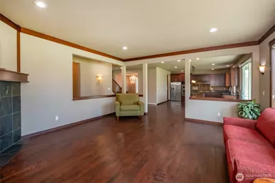 421 111th Avenue E, Edgewood, WA 98372 - Photo 13