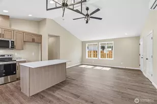 206 Douglas St, Longview, WA 98632 - Photo 17