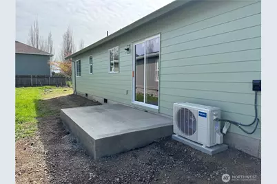 206 Douglas Street, Longview, WA 98632 - Photo 17