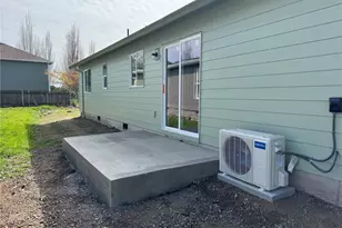 206 Douglas St, Longview, WA 98632 - Photo 17