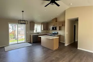 206 Douglas St, Longview, WA 98632 - Photo 15