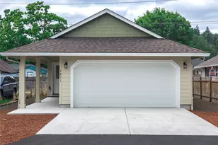 204 Douglas St, Longview, WA 98632 - Photo 1