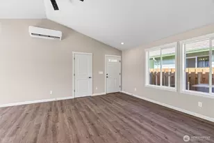 204 Douglas St, Longview, WA 98632 - Photo 17