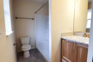 204 Douglas St, Longview, WA 98632 - Photo 13