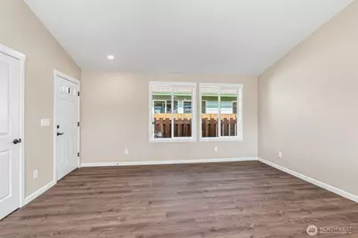 204 Douglas Street, Longview, WA 98632 - Photo 15