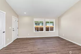 204 Douglas St, Longview, WA 98632 - Photo 15