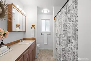 1180 E Trails End Dr, Belfair, WA 98528 - Photo 15