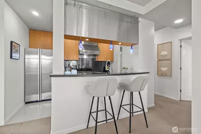 2721 1st Avenue #1007, Seattle, WA 98121 - Photo 11