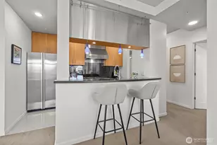 2721 1st Ave, Seattle, WA 98121 - Photo 11