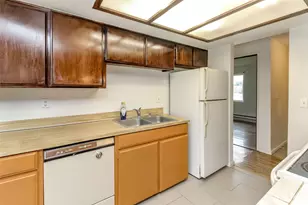 24314 22nd Ave S, Des Moines, WA 98198 - Photo 13