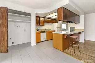 24314 22nd Ave S, Des Moines, WA 98198 - Photo 9