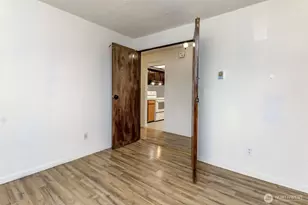 24314 22nd Ave S, Des Moines, WA 98198 - Photo 17