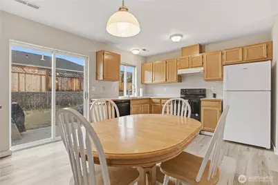 1720 Lincoln Park Circle, Wenatchee, WA 98801 - Photo 9