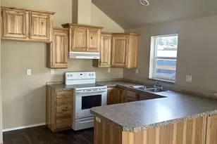 802 S Forrest St, Westport, WA 98595 - Photo 5