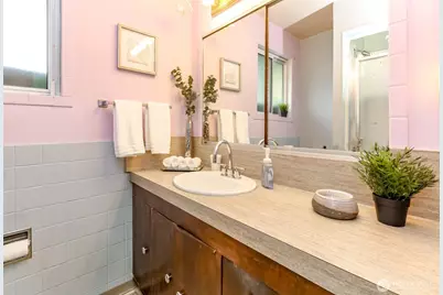 215 E 48th Street, Tacoma, WA 98404 - Photo 15