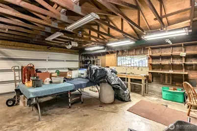 215 E 48th St, Tacoma, WA 98404 - Photo 25