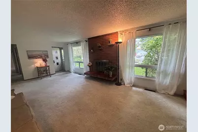 215 E 48th Street, Tacoma, WA 98404 - Photo 5