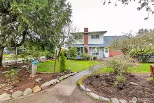 215 E 48th St, Tacoma, WA 98404 - Photo 3